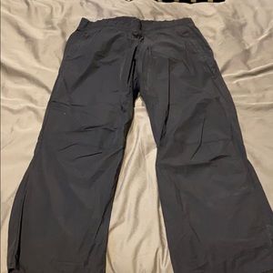 Black lined lululemon pants.